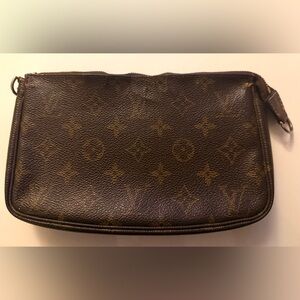 Vintage Louis Vuitton Pochette